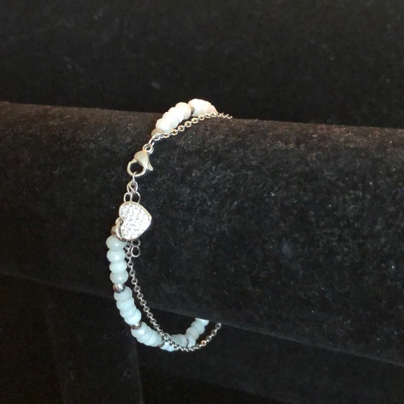 Merx Jewelry - Merx White and Gold Bead Bracelet Merx Jewelry - Merx White and Gold Bead Bracelet